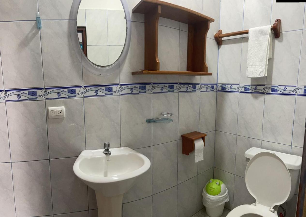 Hostal Muro De Las Lagrimas With High Speed Internet Starlink 푸에르토빌라밀 외부 사진